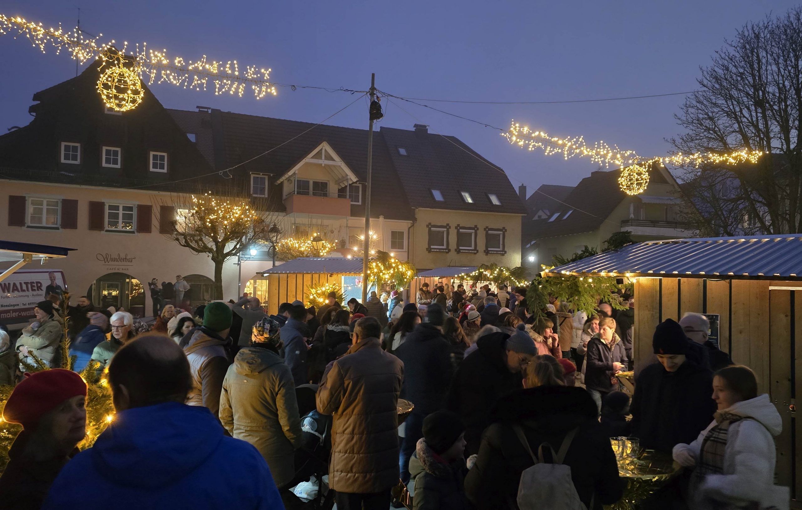 Der Stockacher Winterzauber begeistert erneut – aber eine Frage schwingt mit