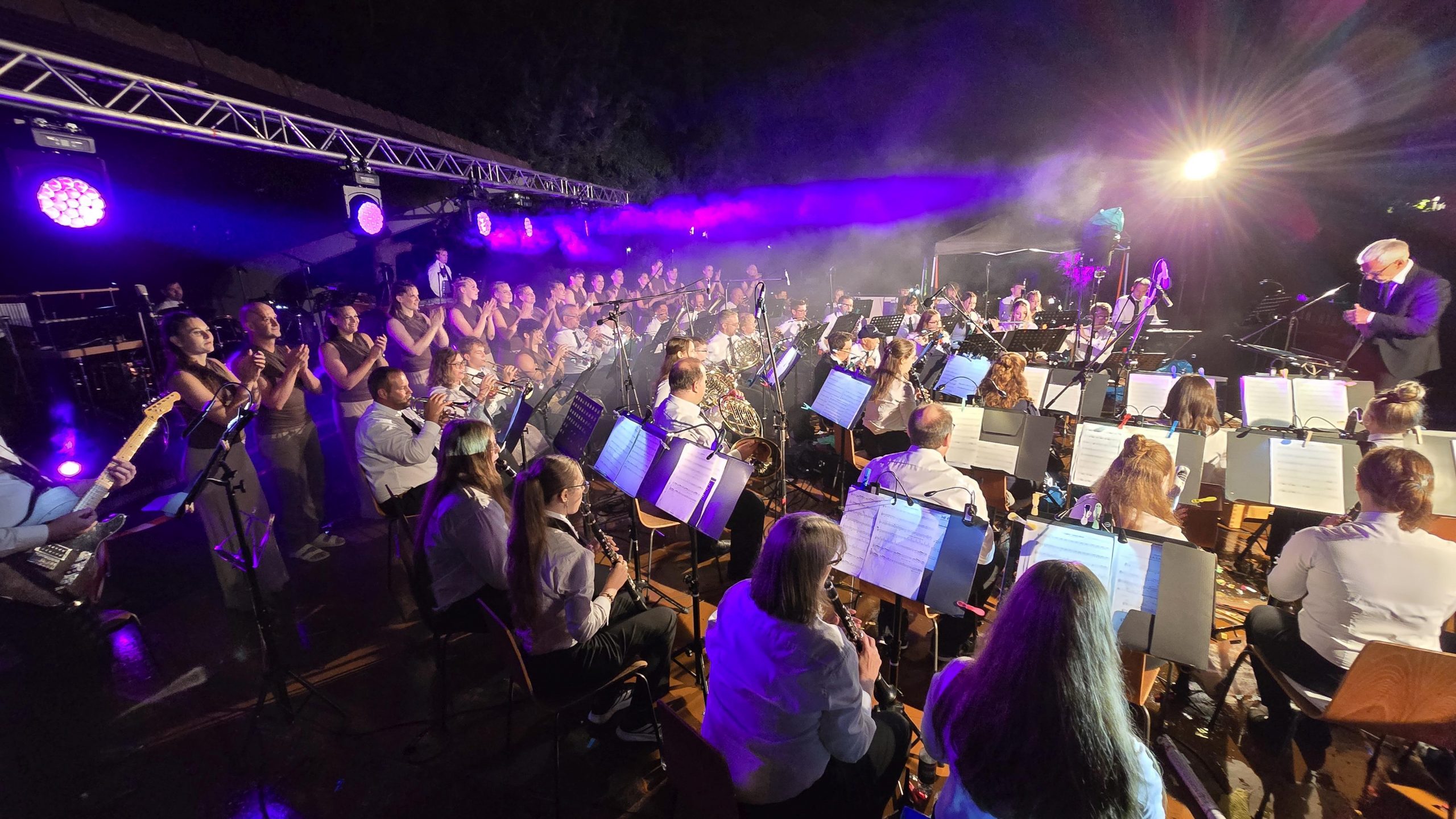 Was für ein Abend! Musiker und „Blues Brothers“ begeistern bei „Sound and Light“